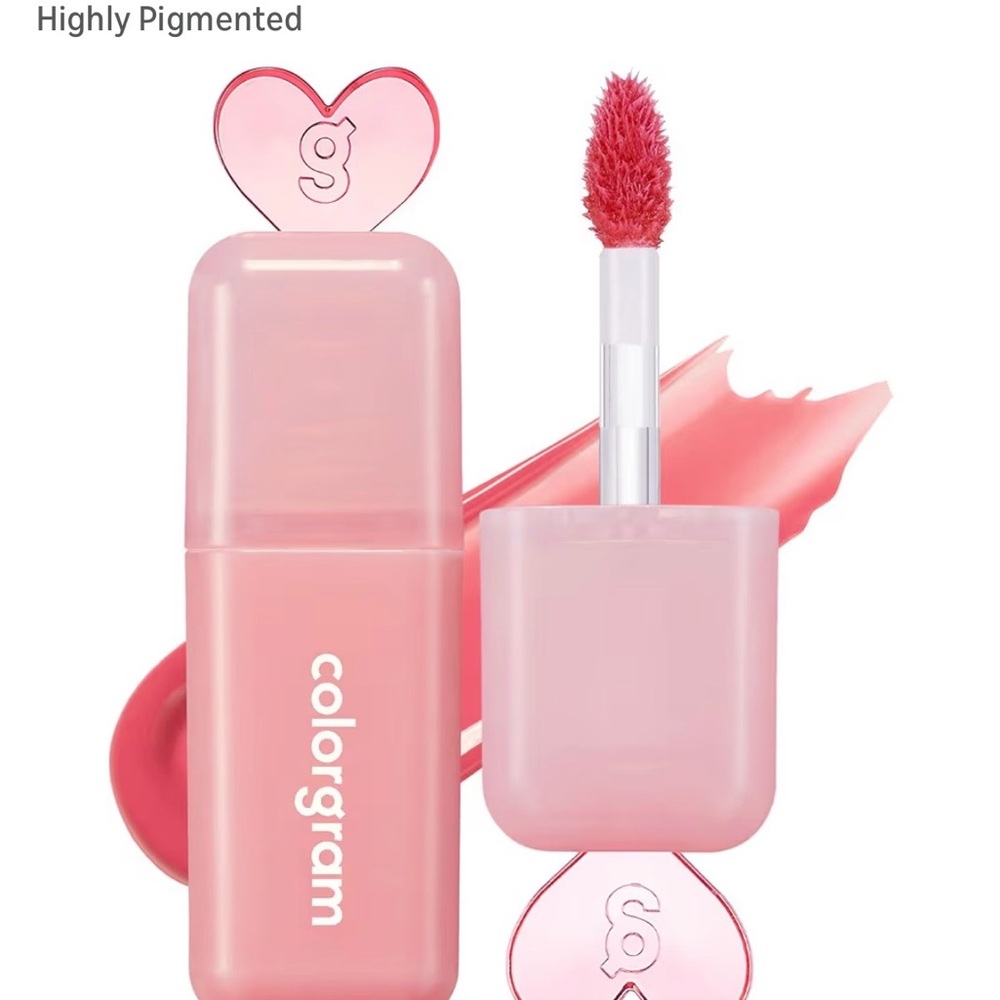 🔥🔥NWT Colorgram Heart Lip Gloss - in Litchi Luster